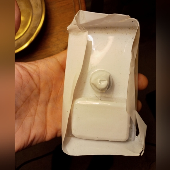 Worlds smallest Bluetooth (like new) - Picture 4 of 6